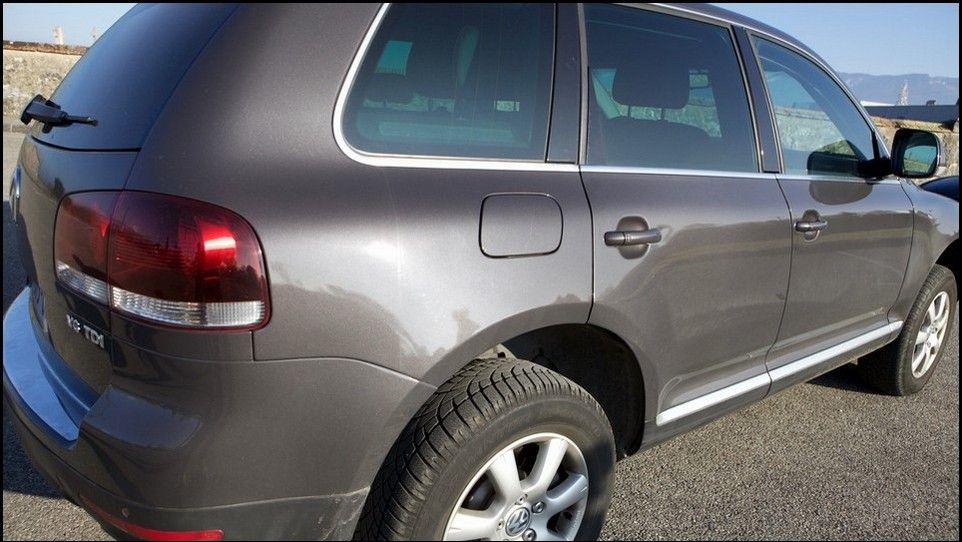 Volkswagen Touareg inspection view rear right