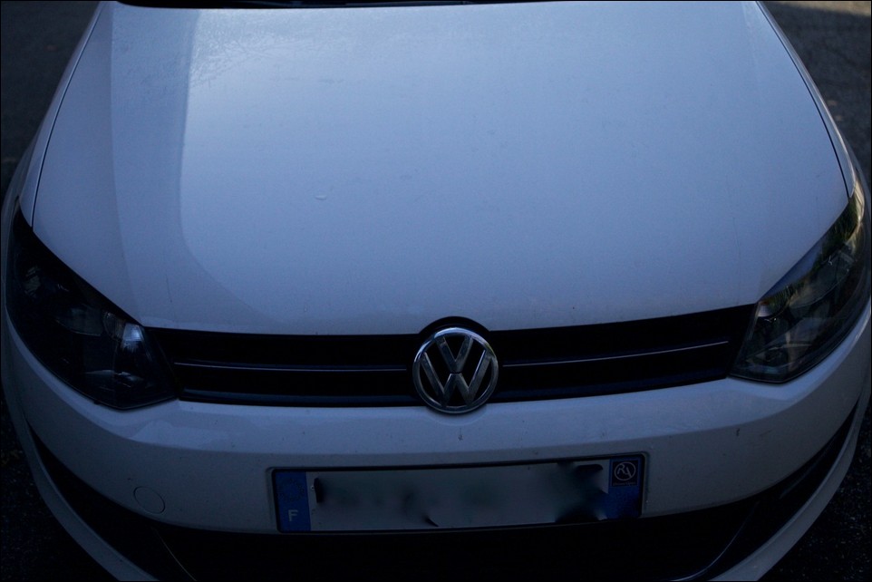 Volkswagen Polo hood